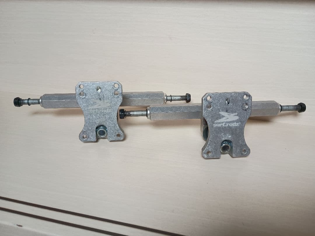 surfrodz サーフロッズ　TKP177 シルバー