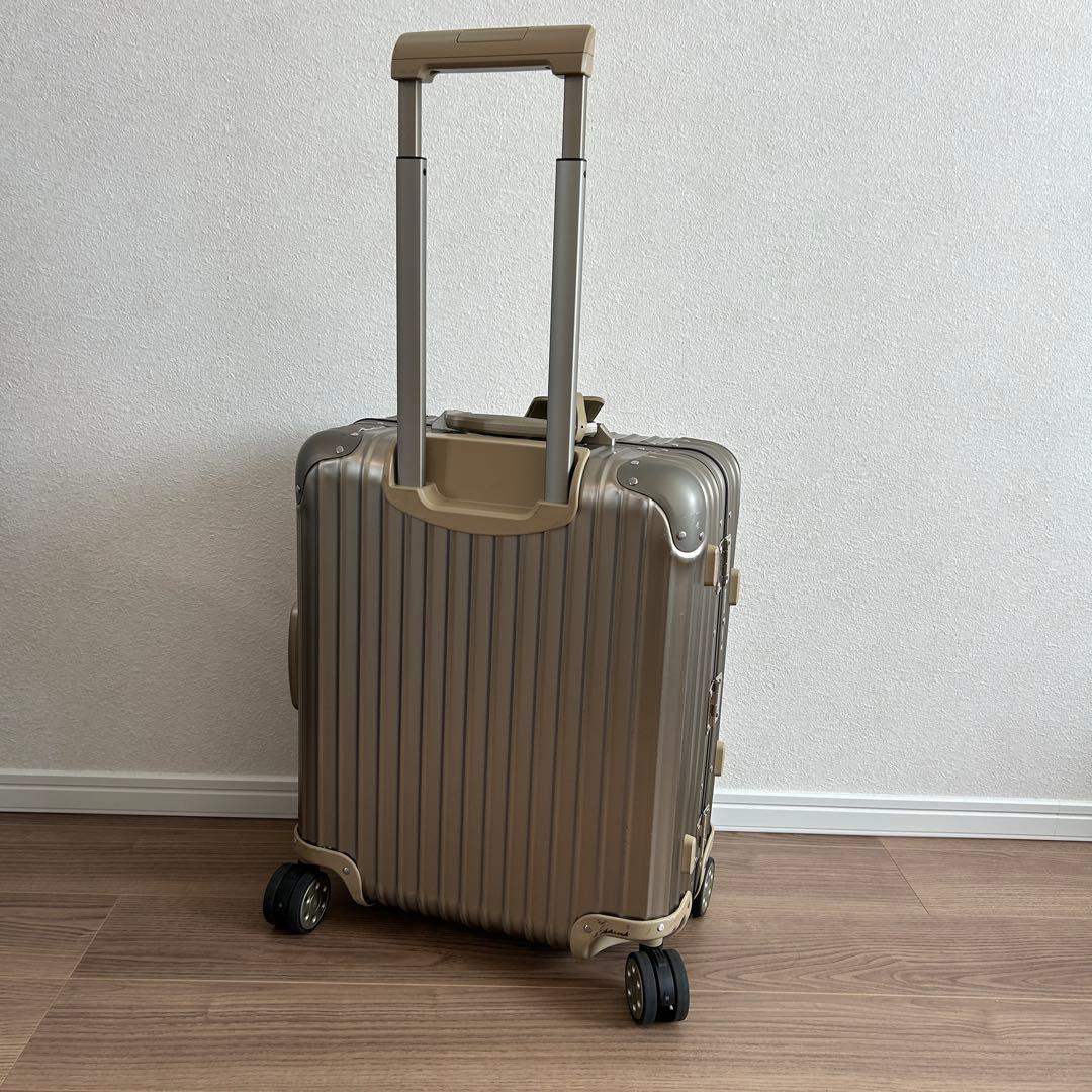 美品 RIMOWA リモワ 4輪 48L トパーズ キャリーケース スーツケース