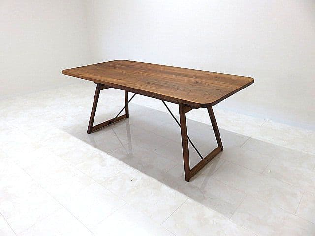 展示品　吉桂 ソース「168 Y HOPE」ウォールナット無垢ダイニングテーブル