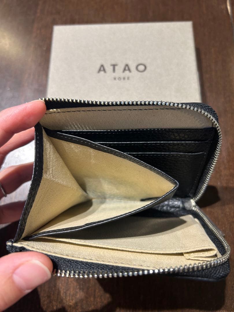 ✨美品✨ATAO ZOOシリーズ　Tiger折り財布