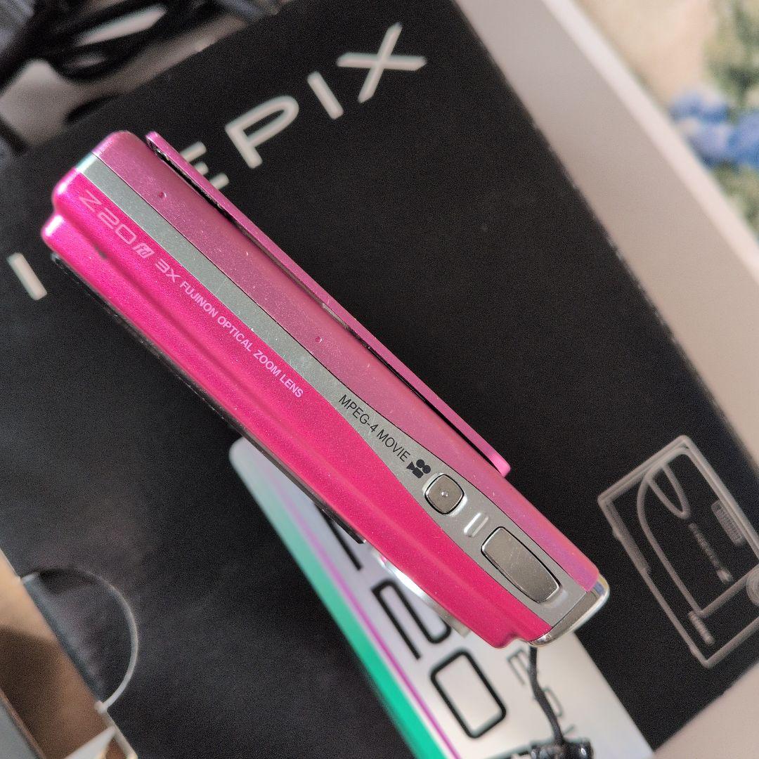 FUJIFILM FinePix Z20fd ピンク　平成レトロ　デジカメ