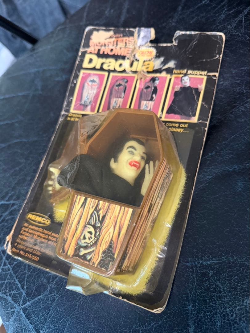 ⭐︎kabutobashi ⭐︎70s REMCO Monsters