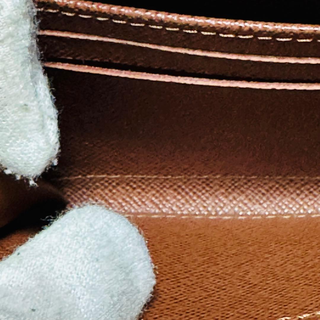 ヴィトン　ジッピーパース　ICタグ付き