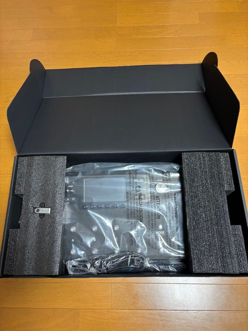 LINE 6 HELIX LT アンプ&エフェクト・プロセッサー