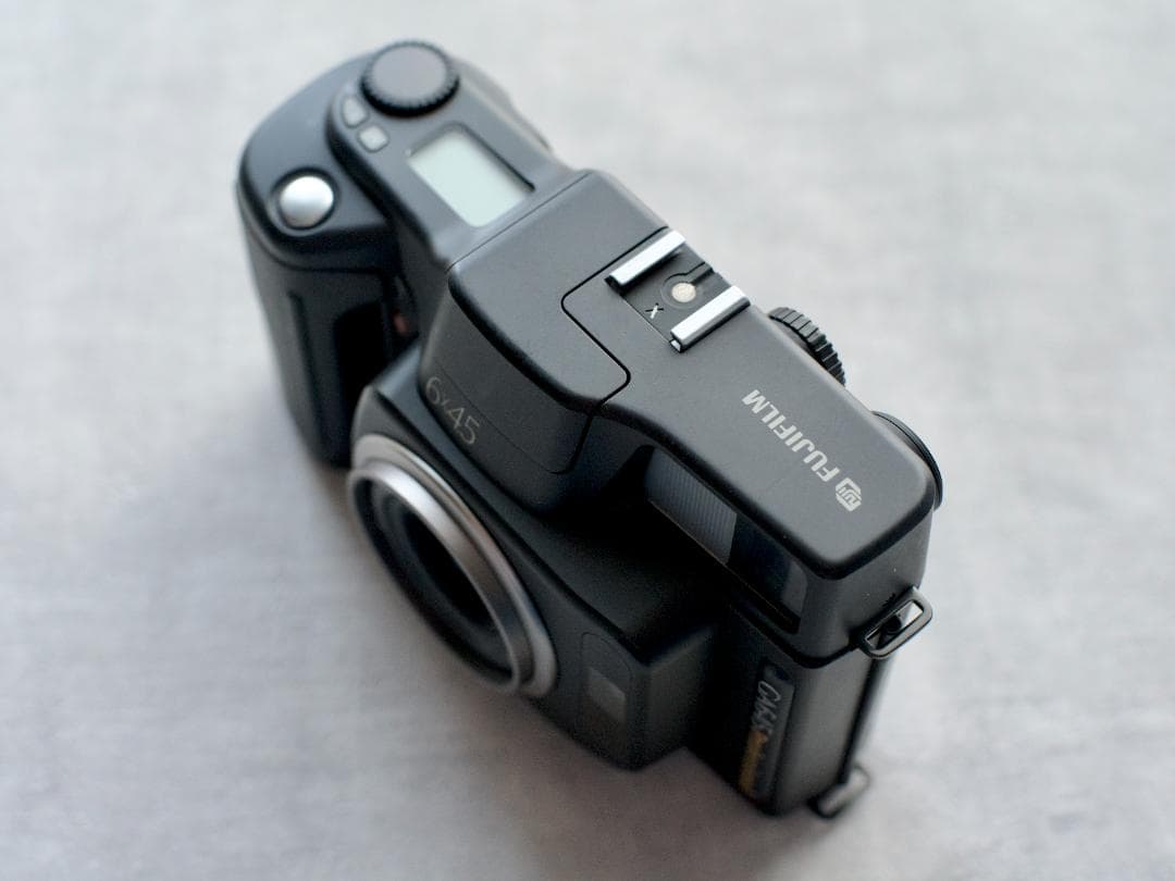 完動品・FUJI フジ GA645 Pro 中判フィルムカメラ