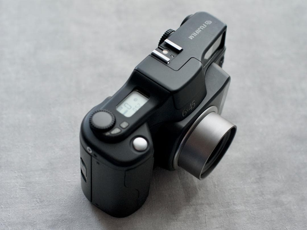 完動品・FUJI フジ GA645 Pro 中判フィルムカメラ