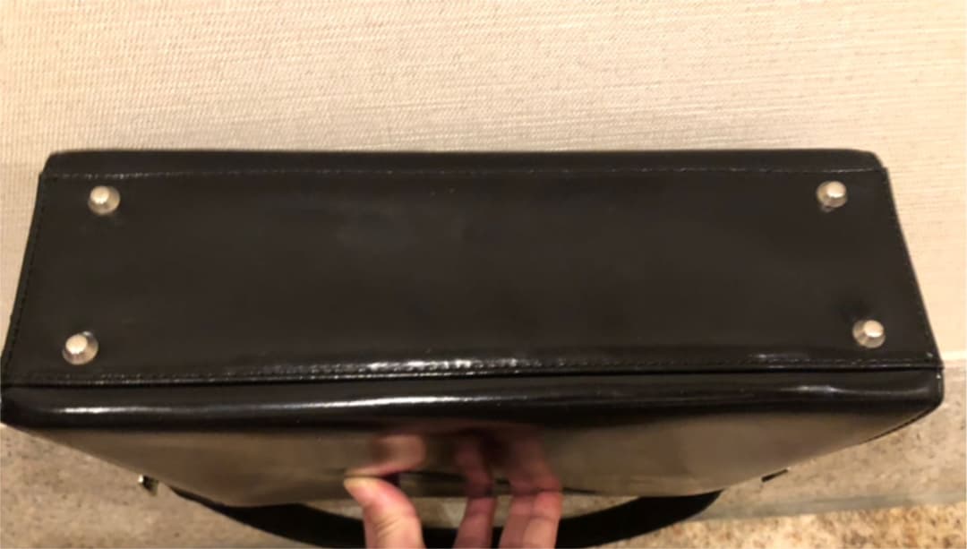 イヴサンローラン ハンドバッグ レザー 美品