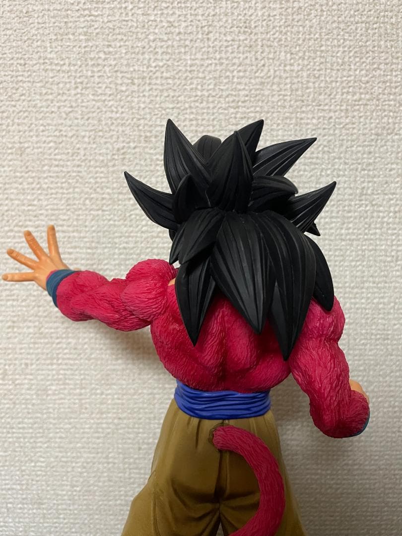 グレイテストサイヤン ゴジータ、悟空、ベジータ3体セット➕GTロゴフィギュア