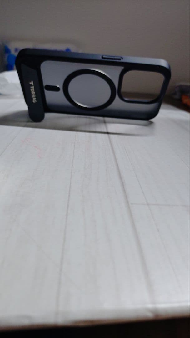 TORRAS iPhone 15 Pro 用 ケース マグネットブラック