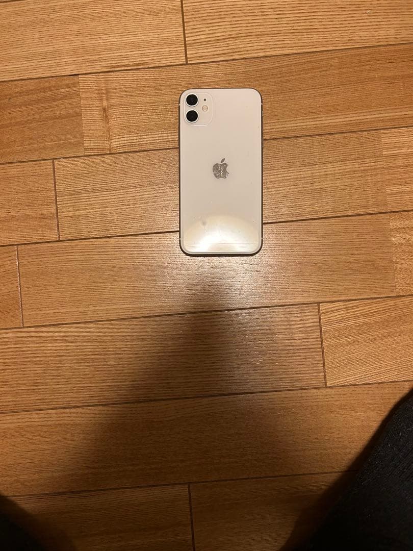 Apple iPhone 11 ホワイト