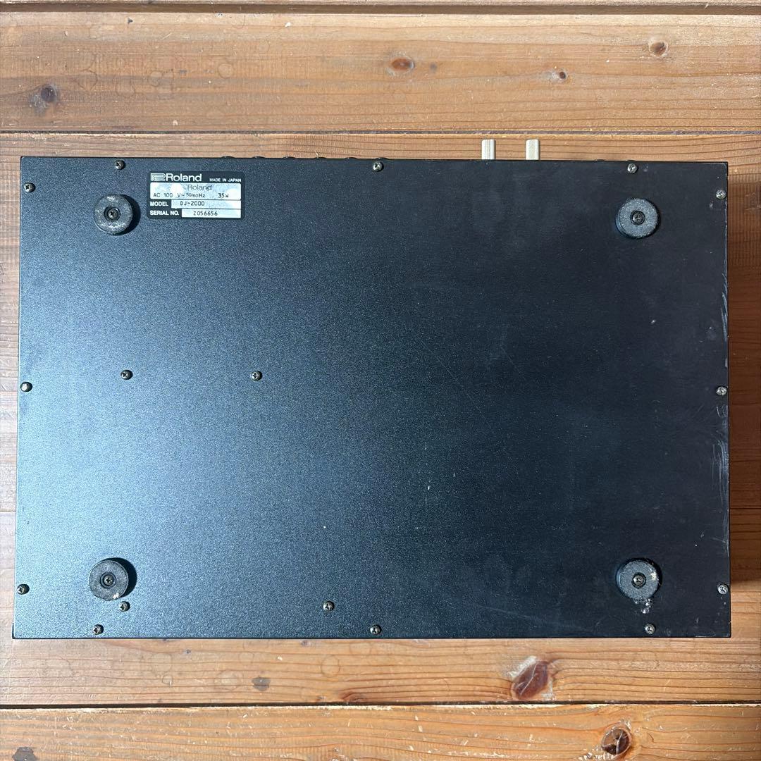 Roland DJ-2000 プロフェッショナルDJミキサー