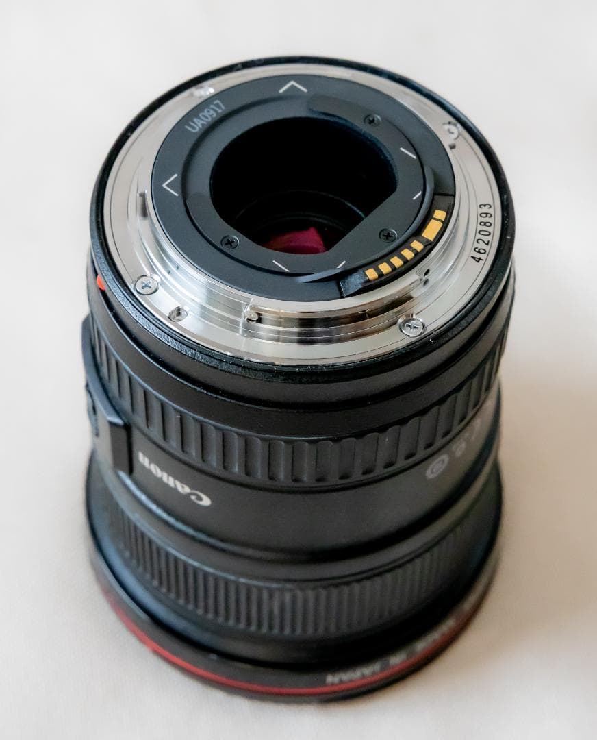 Canon EF17-40mm f4L広角ズームレンズ