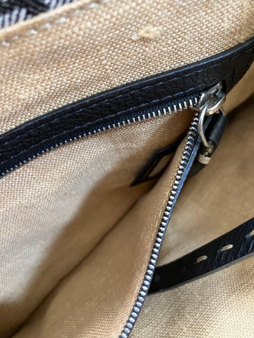 フェンディ リンダ美品