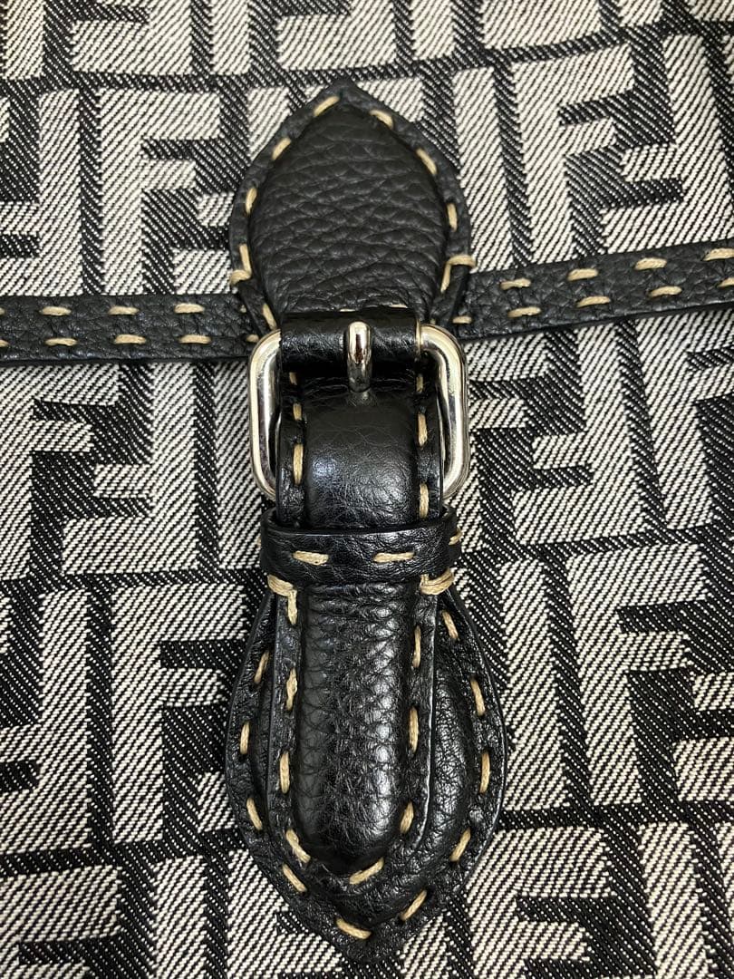 フェンディ リンダ美品