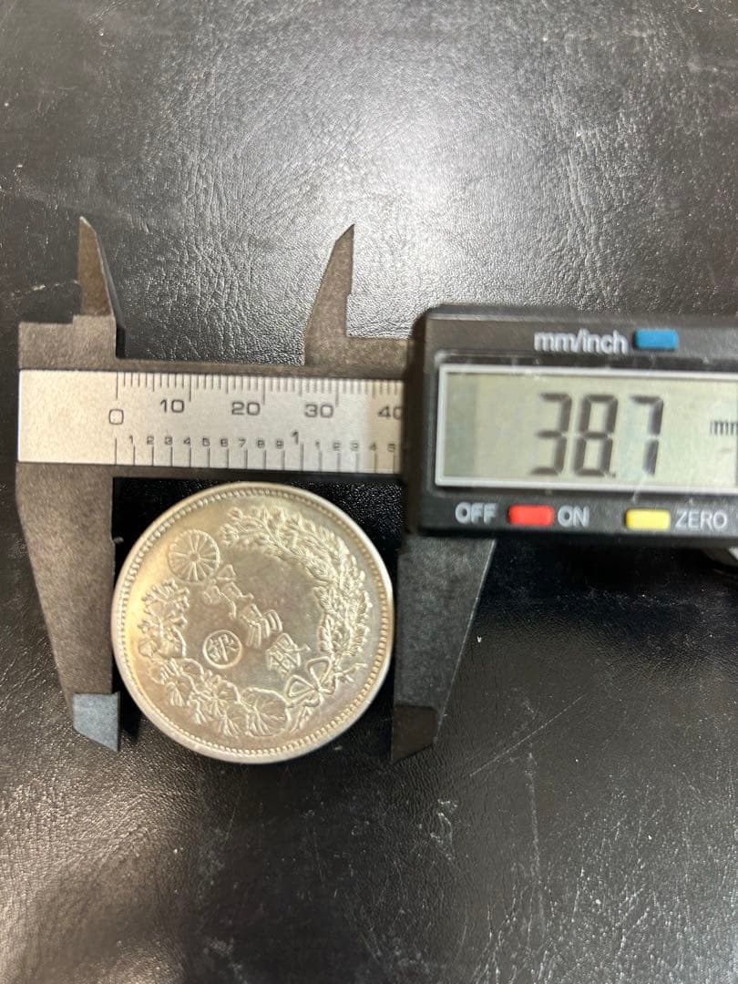 (銀貨保証)貿易銀 重さ約27.24g 明治十年 コレクション古銭　銀含有90%