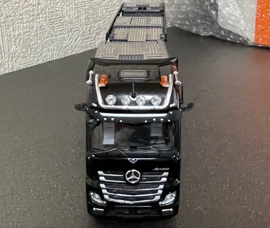 【新品同様】ゲインコープ 1/64 メルセデスベンツ アクトロス 積載車 GCD