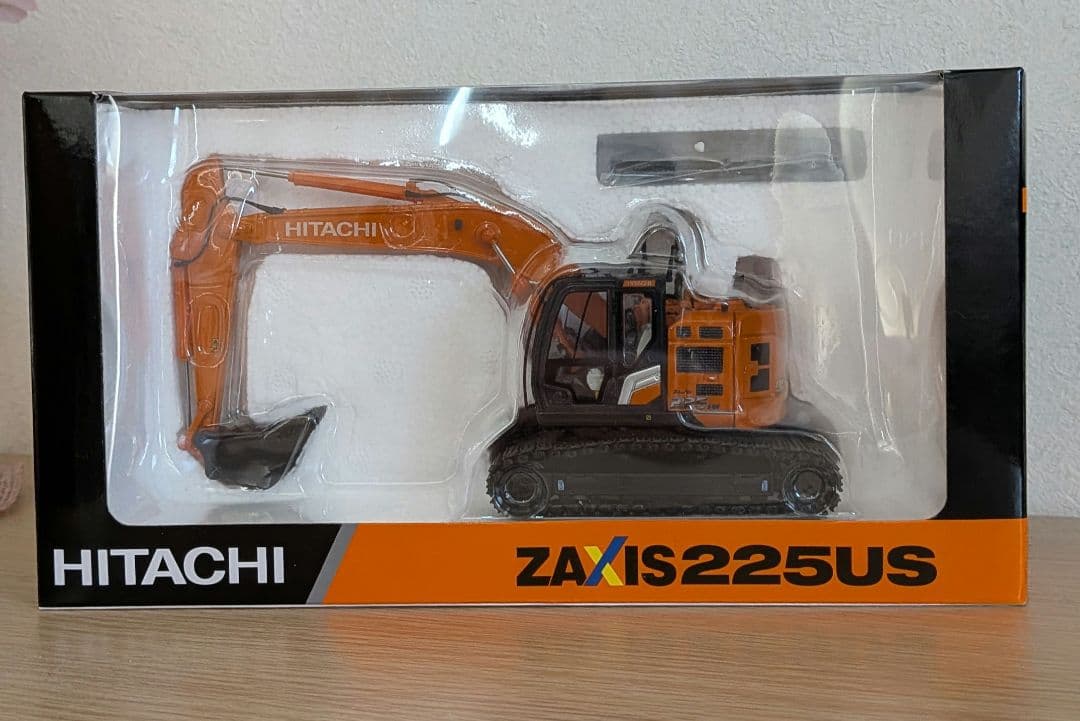 HITACHI ZAXIS225US 1/50スケールモデル