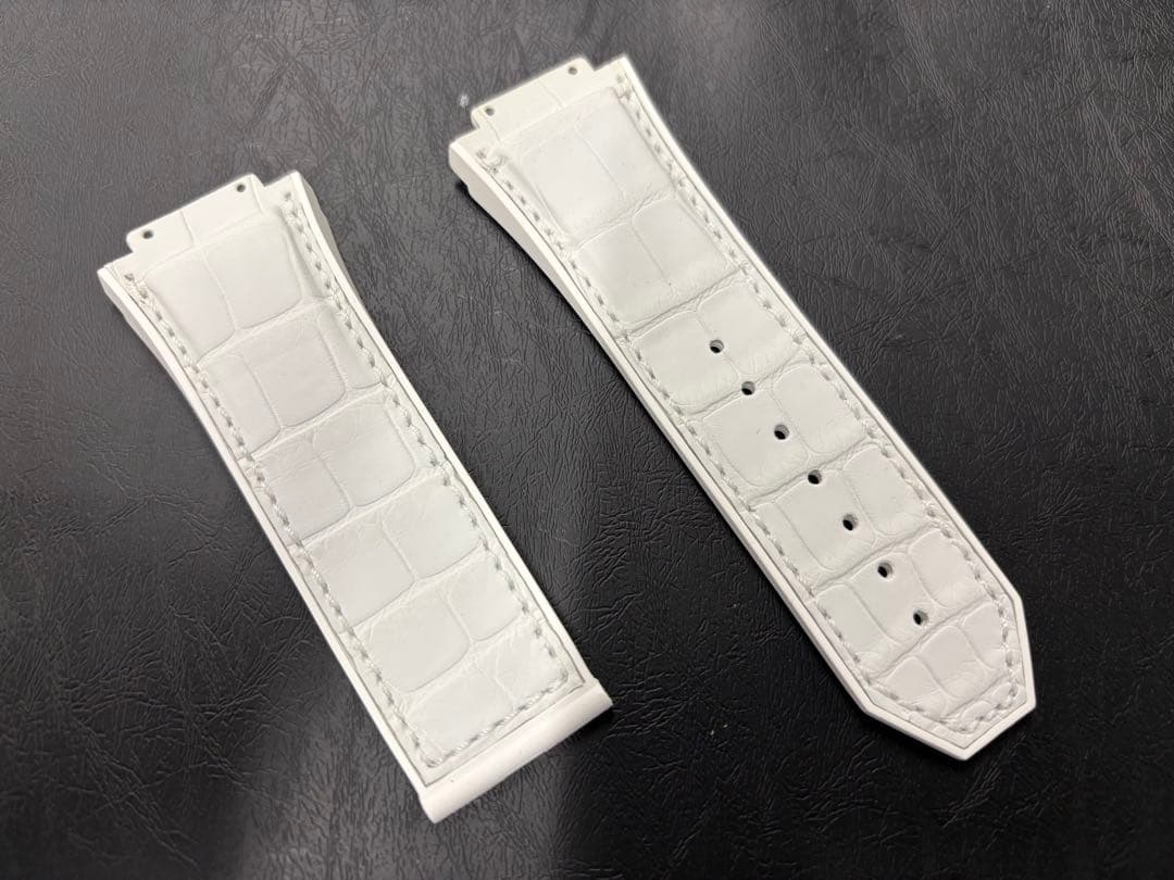新品HUBLOT 純正ラバーベルト 白　6-701-100 12-701-80
