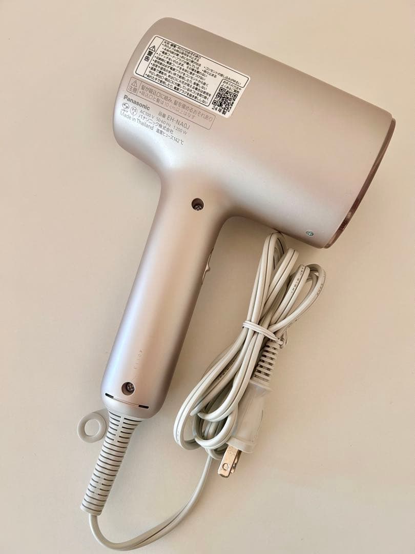パナソニック　ドライヤー　ナノケア　EH-NA0J 24年製