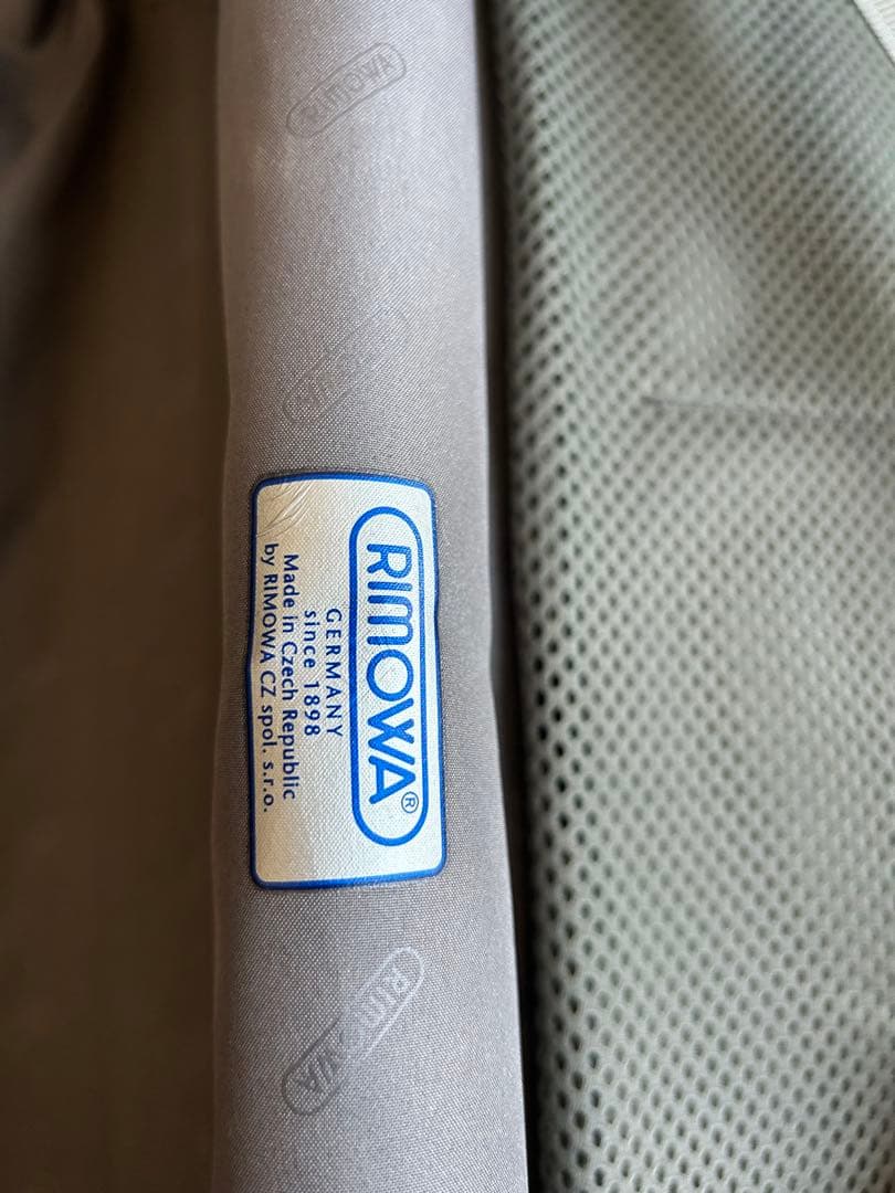 最終価格　RIMOWA ブラック キャリーケース　旅行