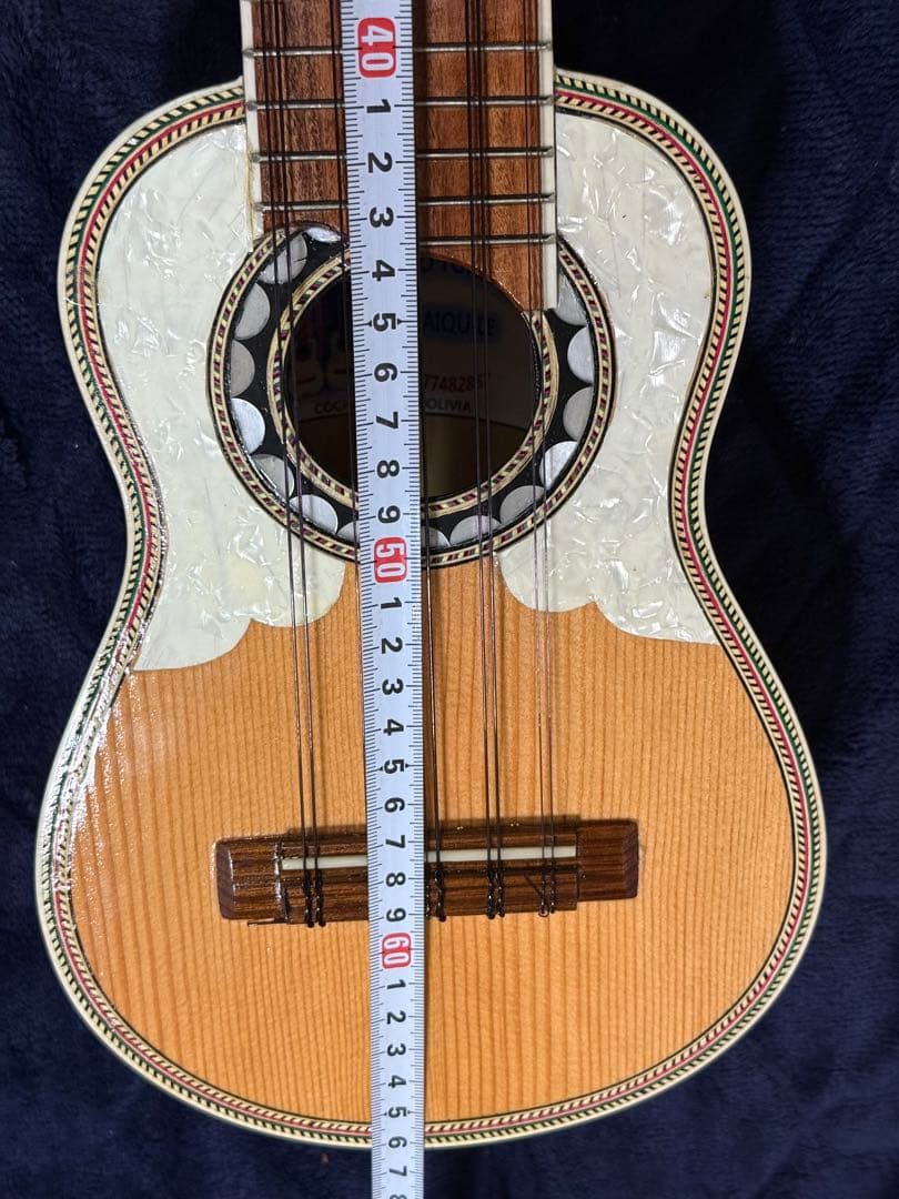 ボリビアンチャランゴ　charango boliviano