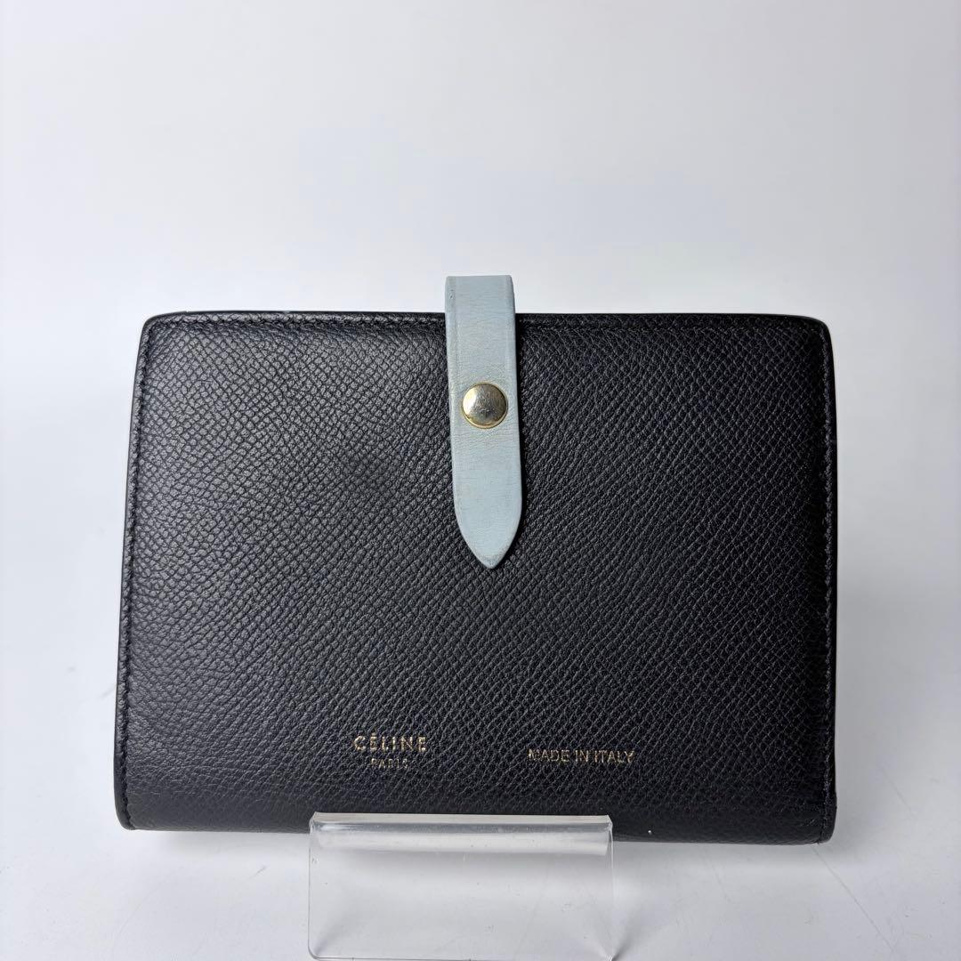 セリーヌ　ミディアムストラップウォレット　マルチファクション　二つ折り財布