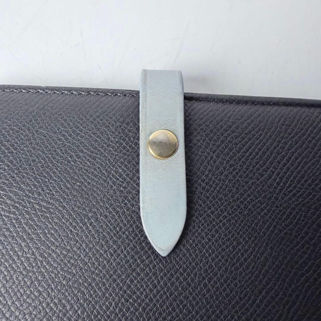 セリーヌ　ミディアムストラップウォレット　マルチファクション　二つ折り財布