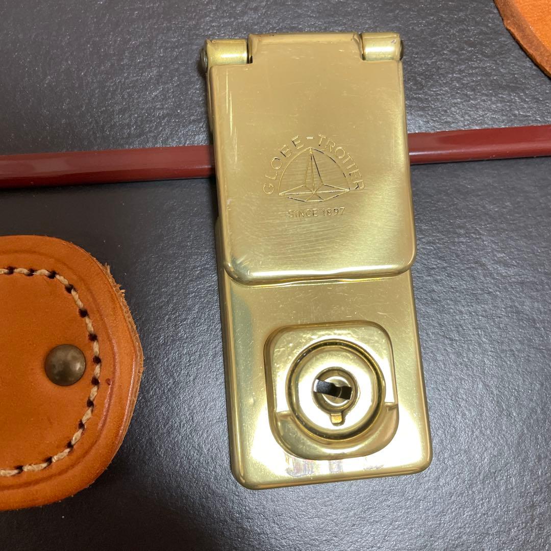 グローブトロッター キャリーケース 2輪 機内持ち込み　ブラウン　スモール