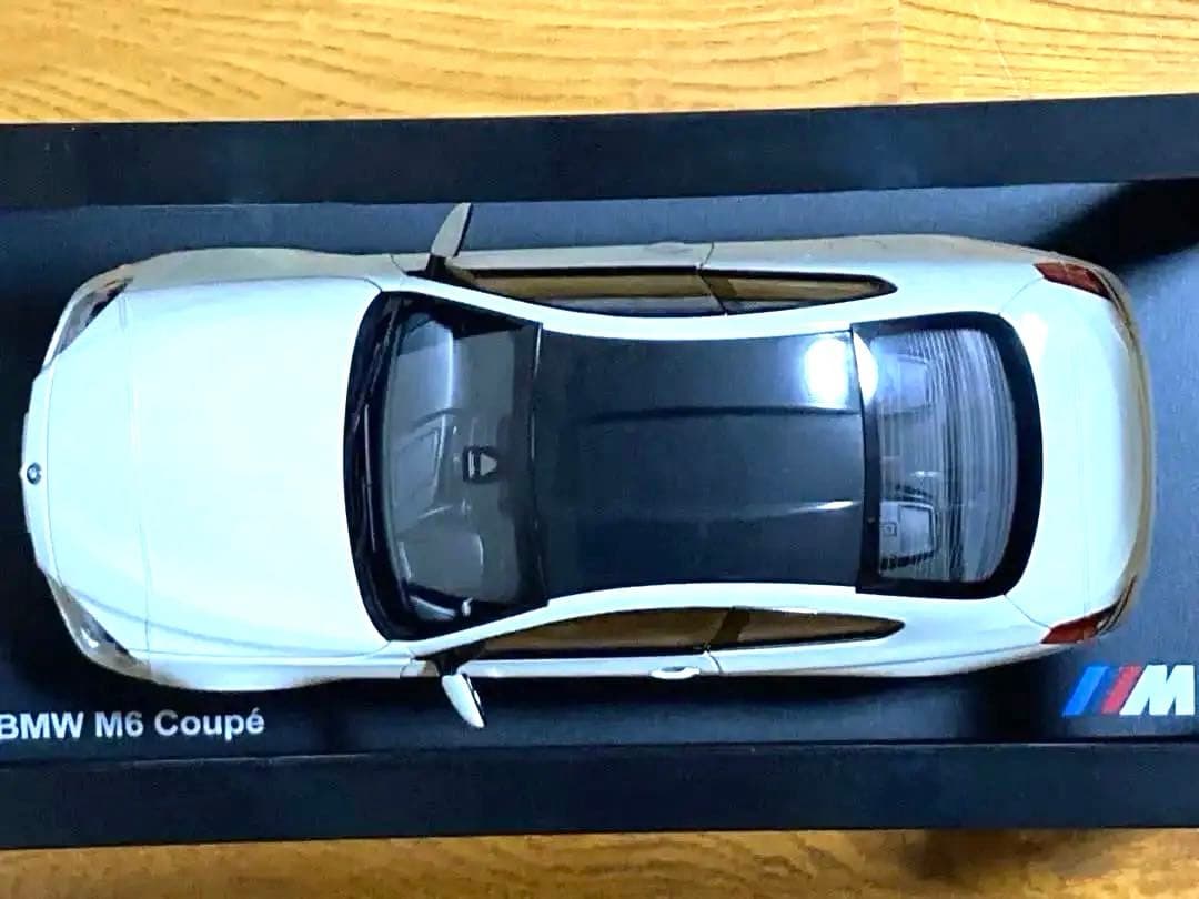 BMW M6 Coupe Alpine White ミニカー