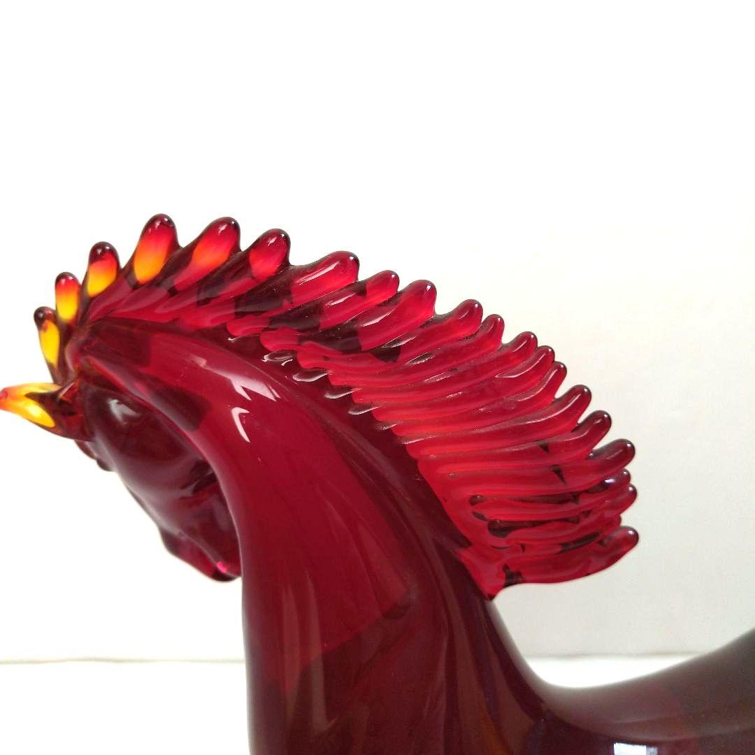 赤色 ガラス製 馬の置物 翼付き