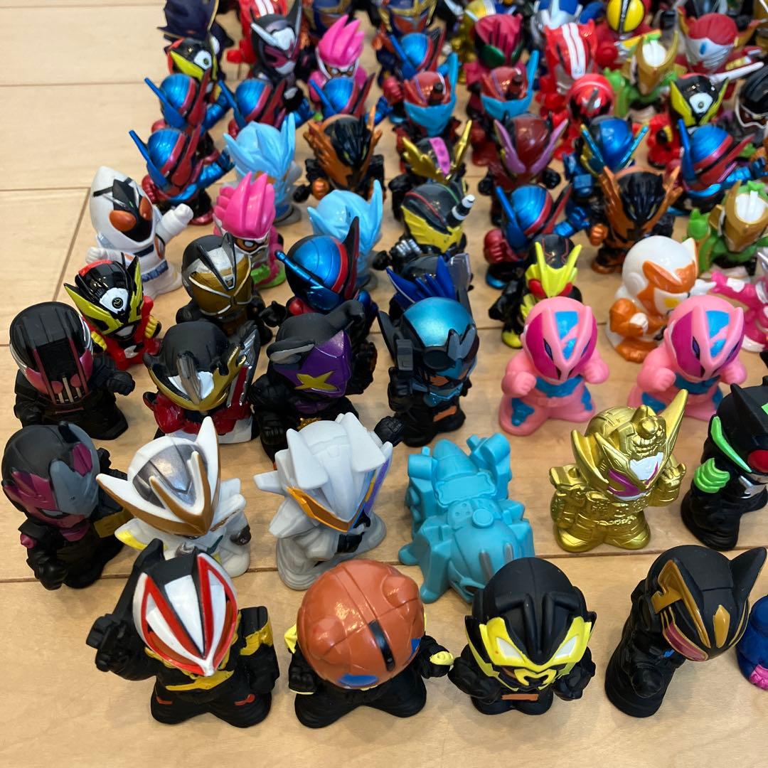 d*3様 仮面ライダー 指人形まとめ売り　200体以上