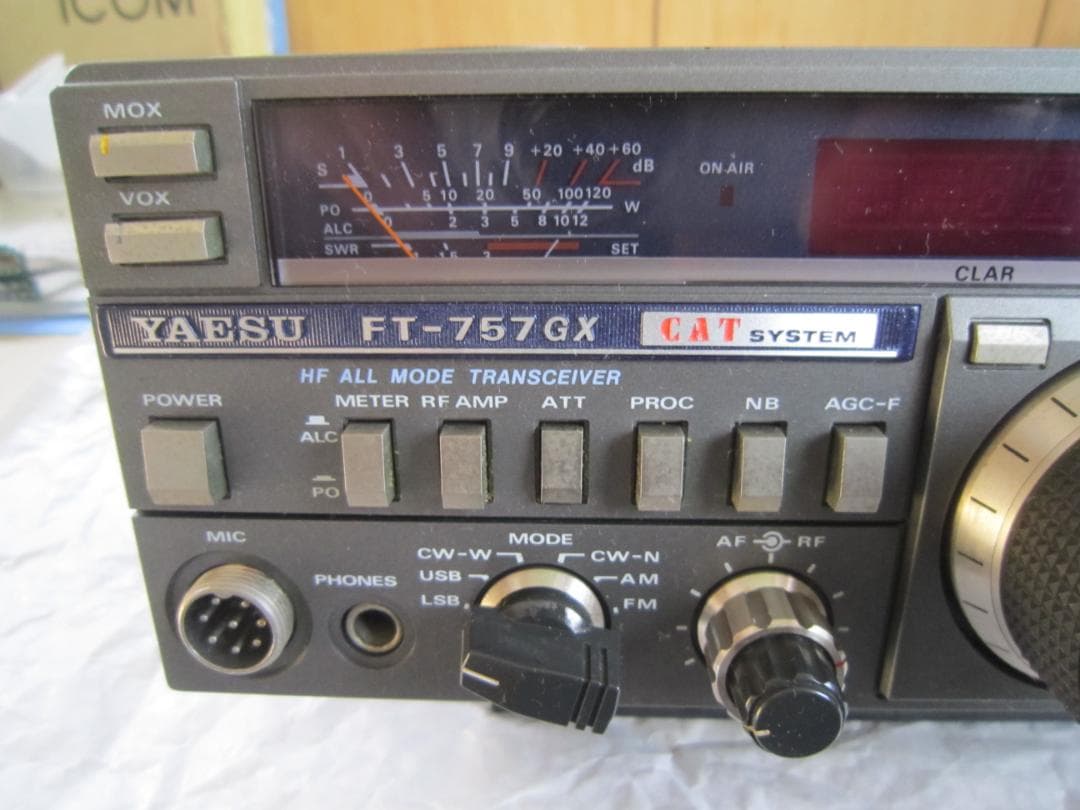YAESU　FT-757GX　HF　オールモード　無線機　100W出力