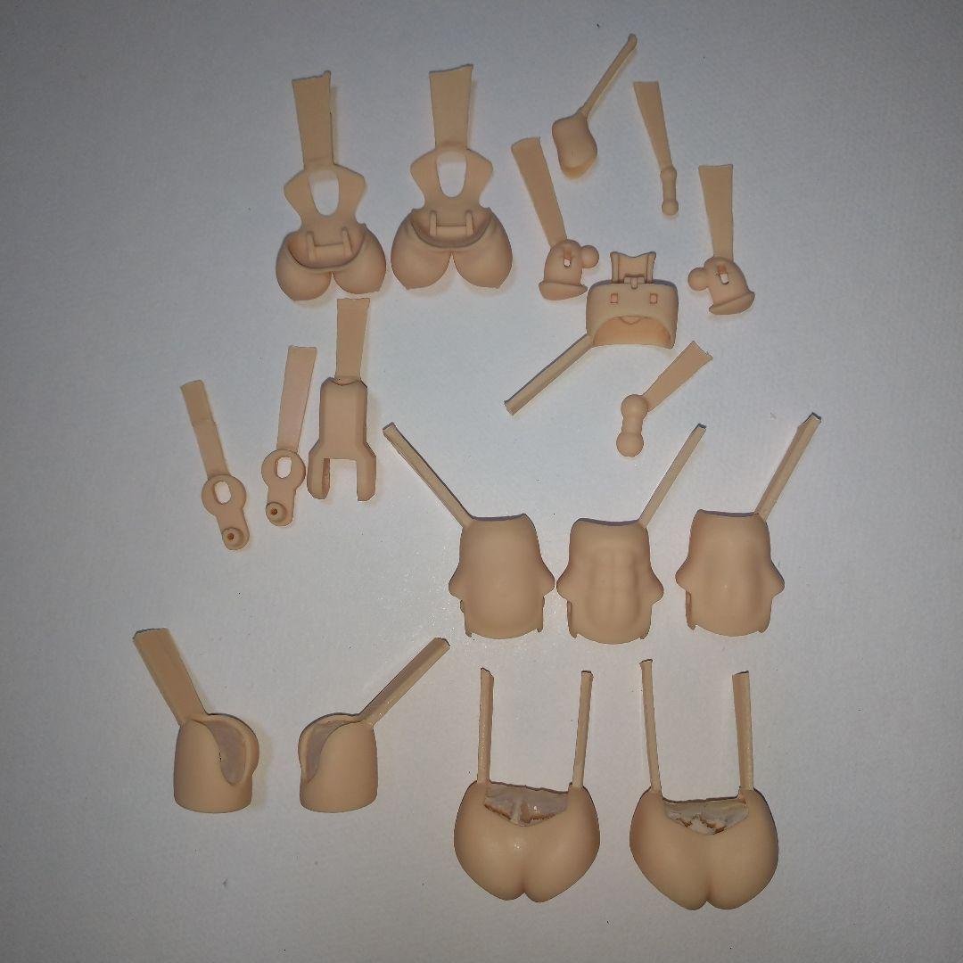 メガミデバイス　バスタードール用 バスト、お腹、ウエスト、太ももパーツセット