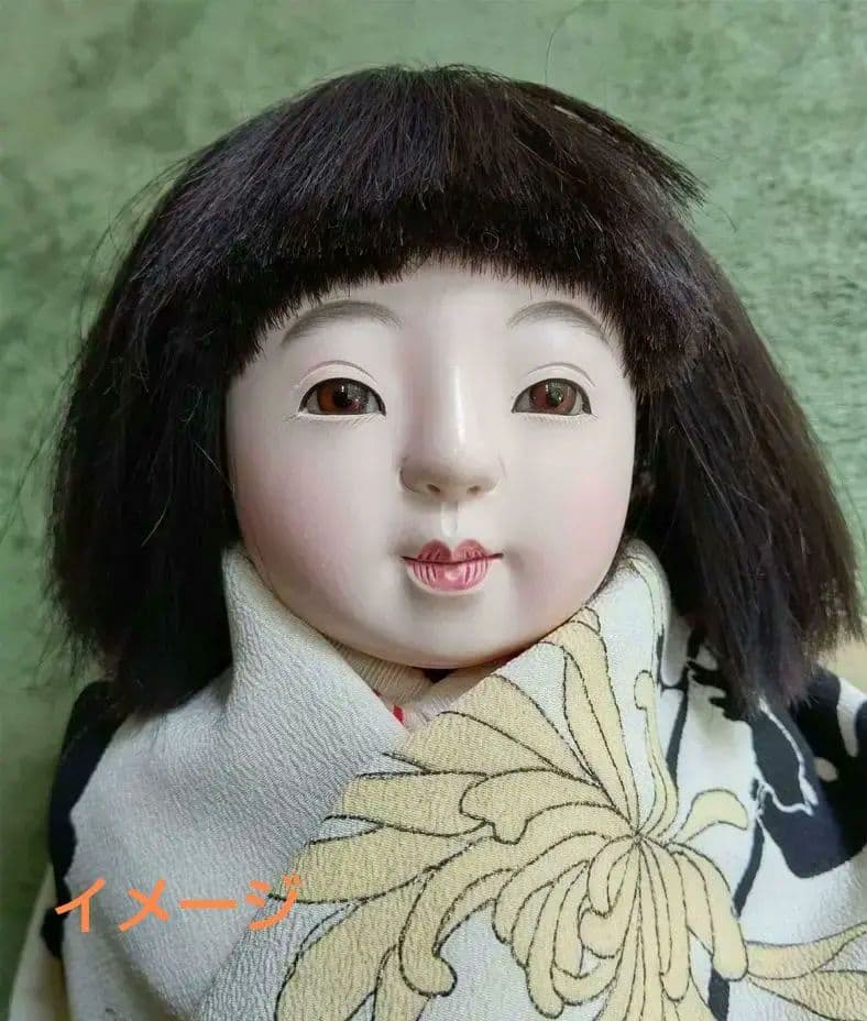 芳龍斎 上手　市松人形 昭和16年～20年 腕布交換済み 梨地 人形