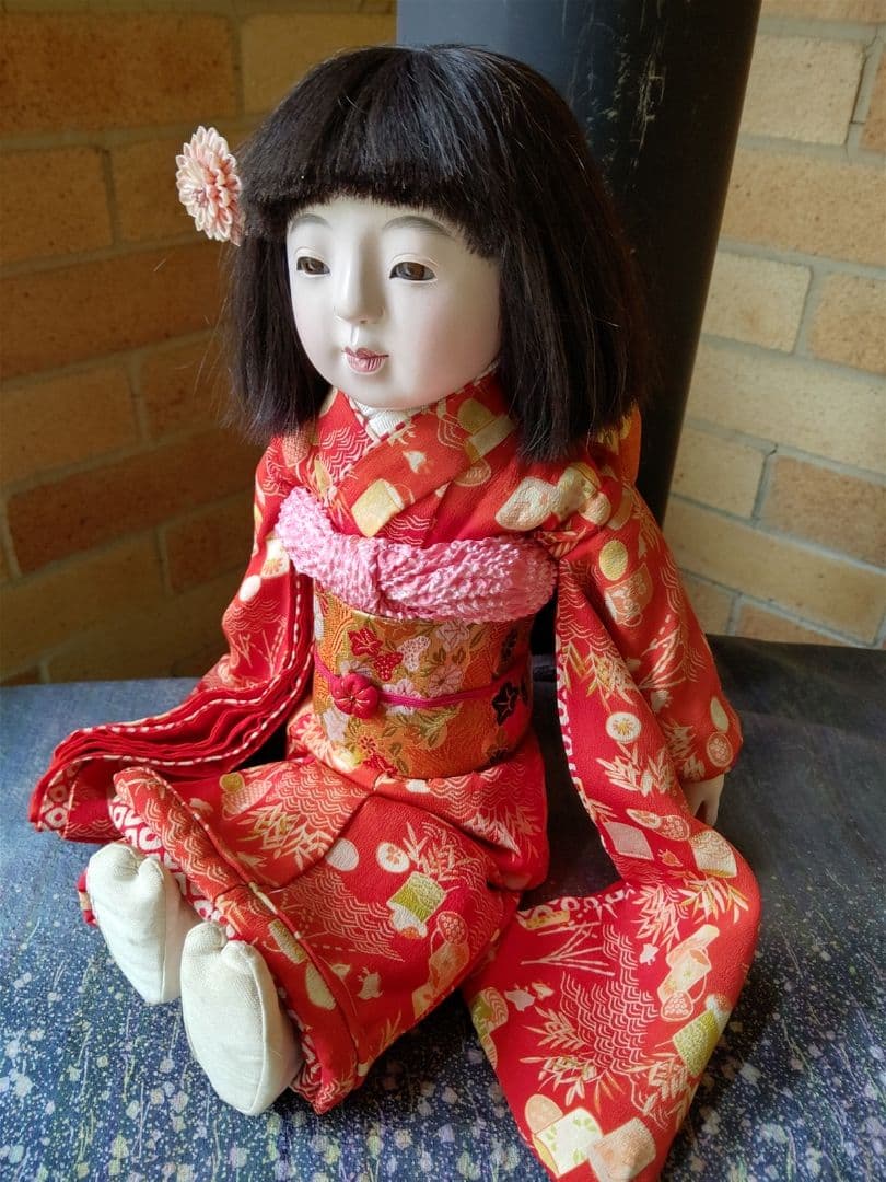 芳龍斎 上手　市松人形 昭和16年～20年 腕布交換済み 梨地 人形