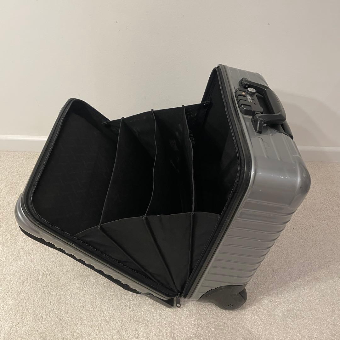 RIMOWA Lufthansa Bolero Business 2輪 シルバー