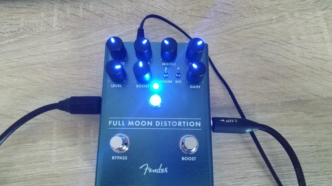 Fender FULL MOON DISTORTION【箱付き】