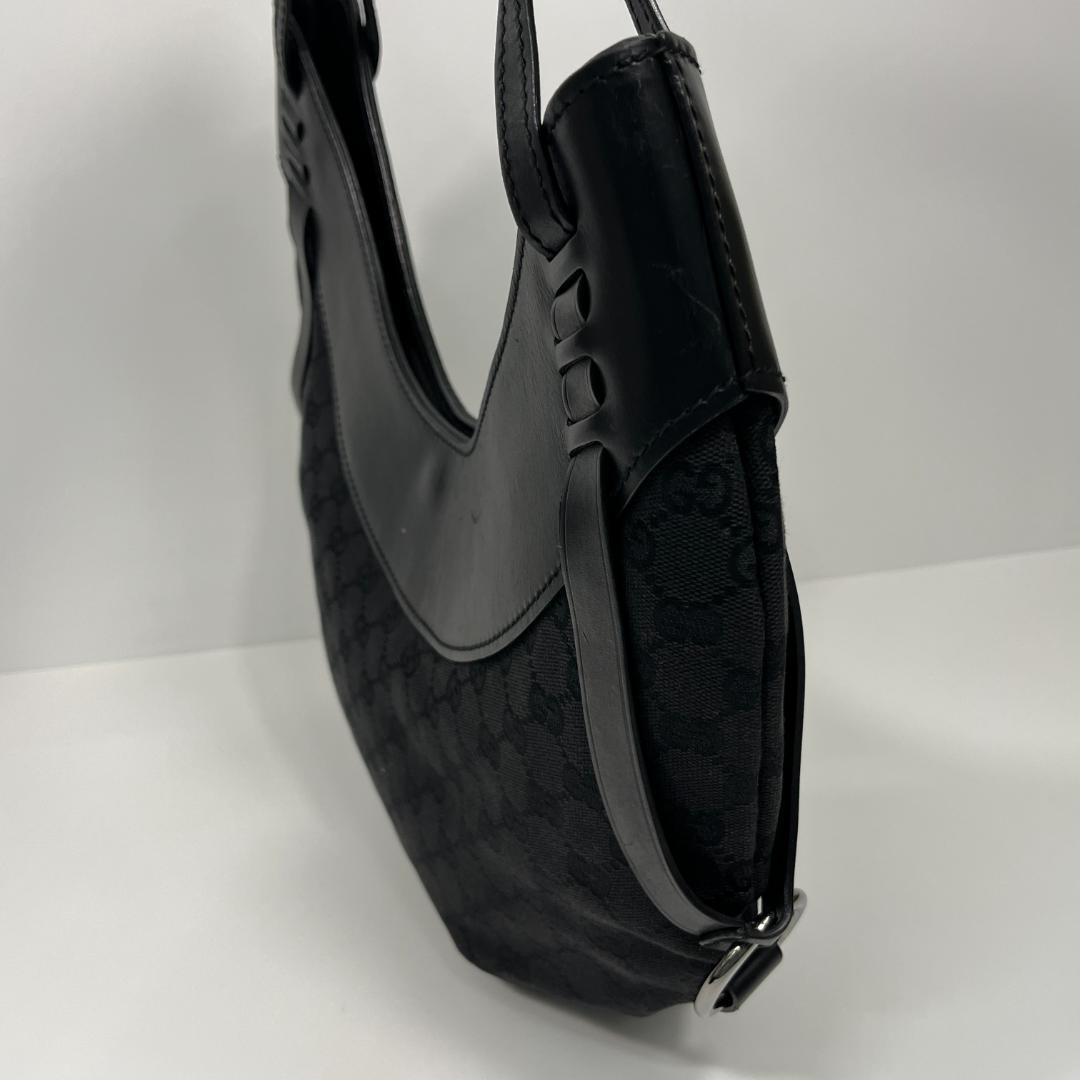 グッチ GGキャンバス 106250 ショルダーバッグ MBZ062