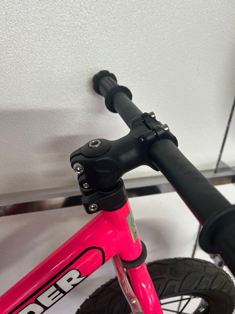 Y*様 STRIDER バランスバイク ネオンピンク