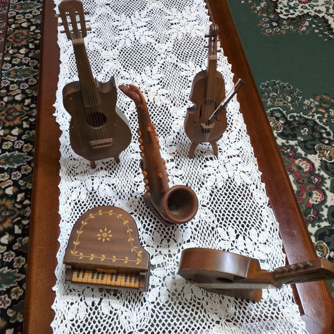 更に値下げ　木製ミニチュア楽器セット　オルゴール