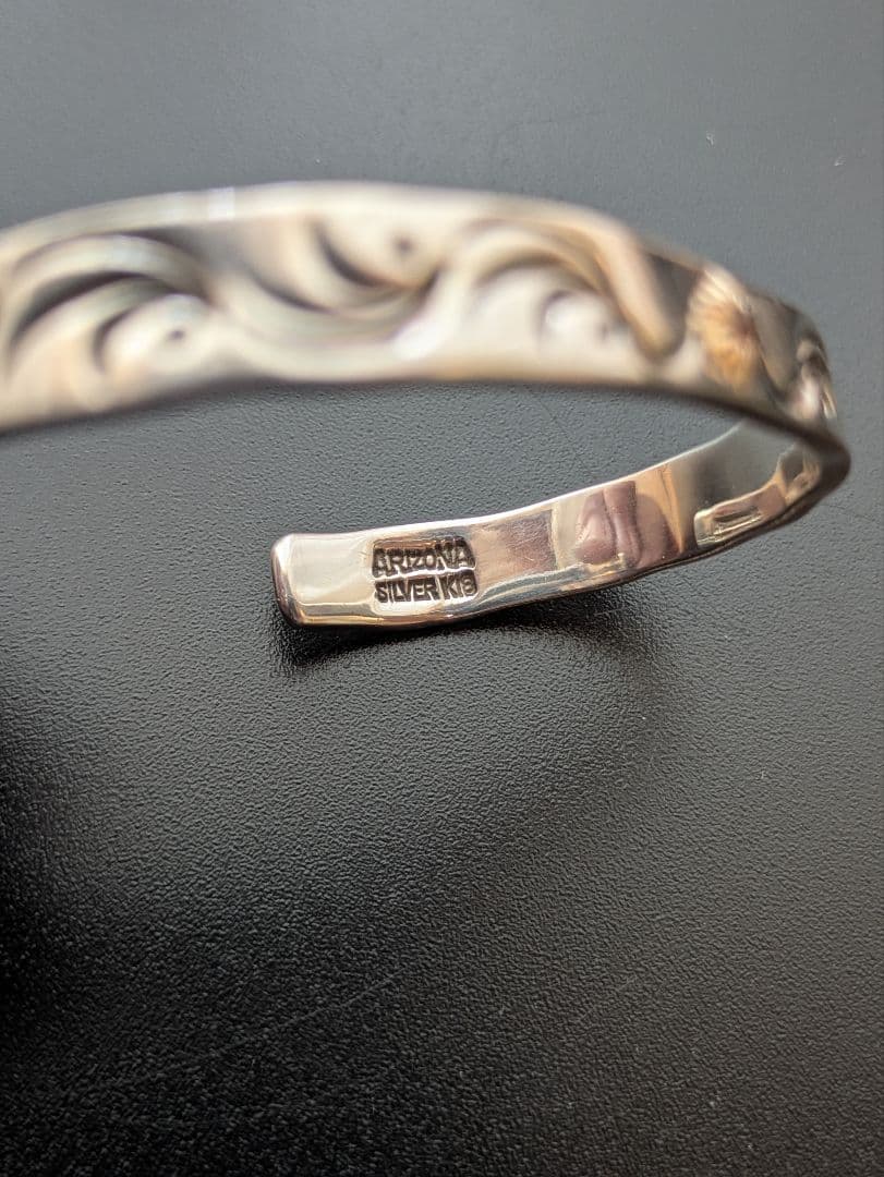 美品ARIZONA シルバーバングル ルビー付きアリゾナフリーダム