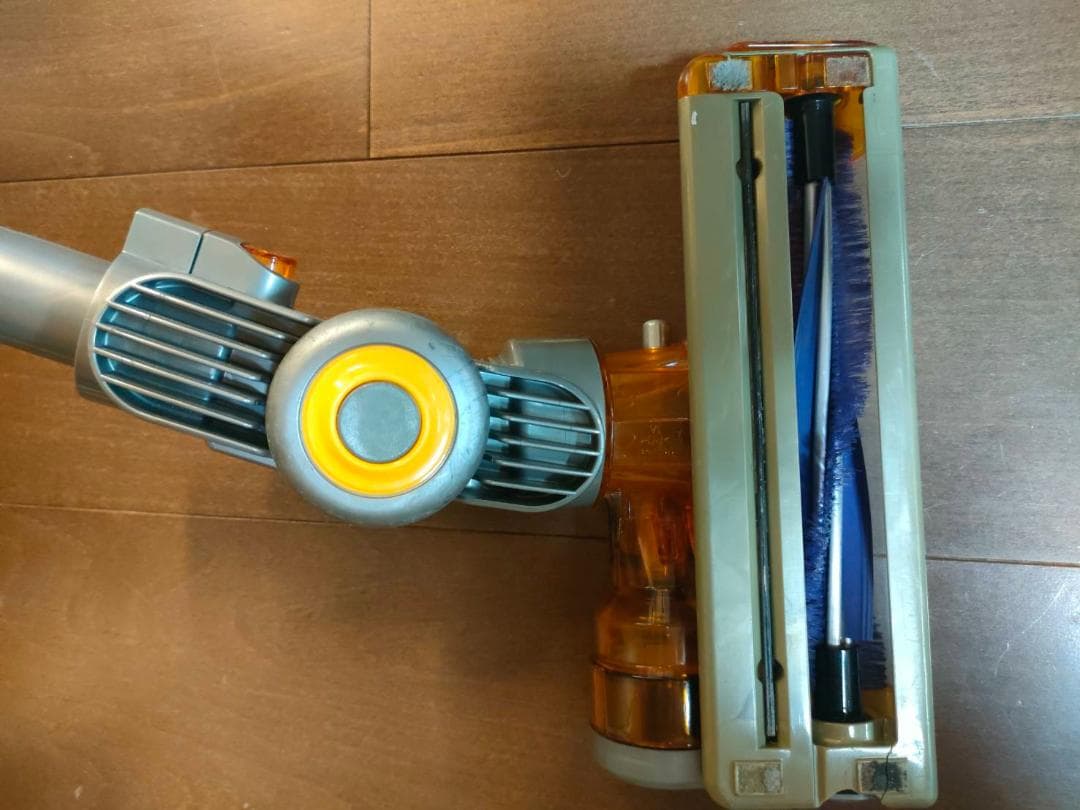 dyson ダイソン サイクロン式掃除機 DC12本体・付属品セット（中古）