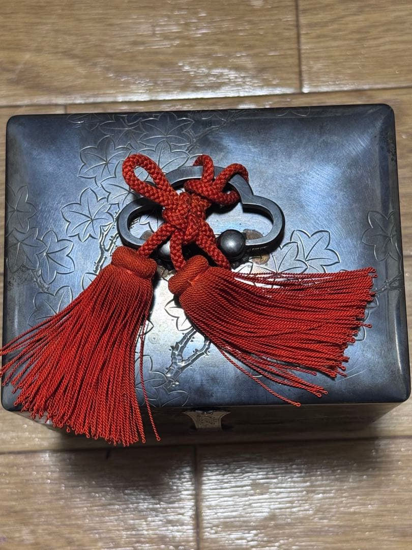 【骨董品】純銀製 宝石箱 大阪-尚美堂造（共箱）