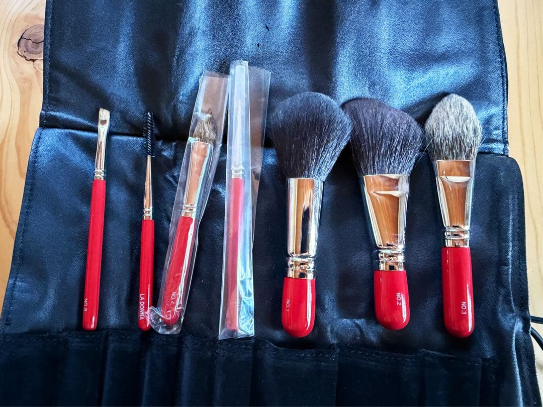 ラドンナ LA DONNA ブラシセット 藤原美智子プロデュース 熊野筆