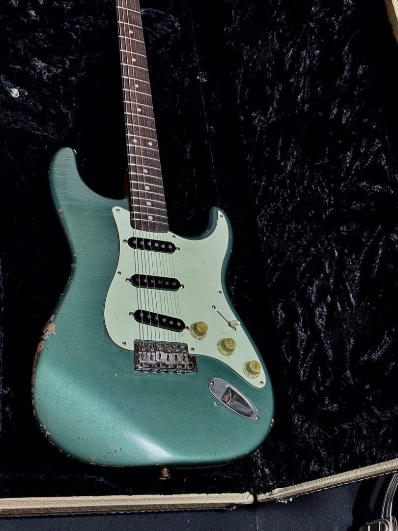 Fender Japan STボディ仕様 Strato Type