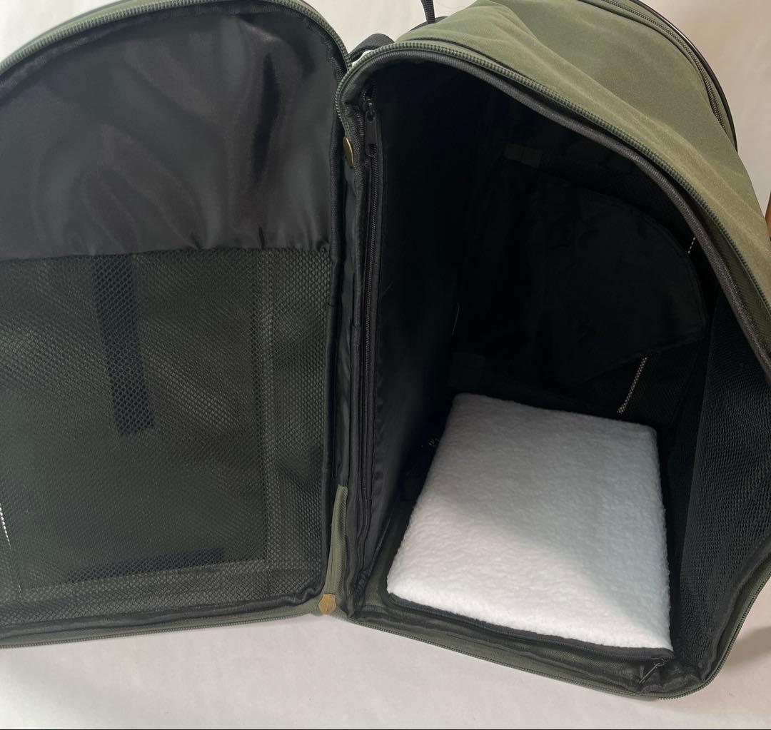 値下げ！【超美品】犬　多機能 ペットキャリー リュック　POMP CARRY　鞄