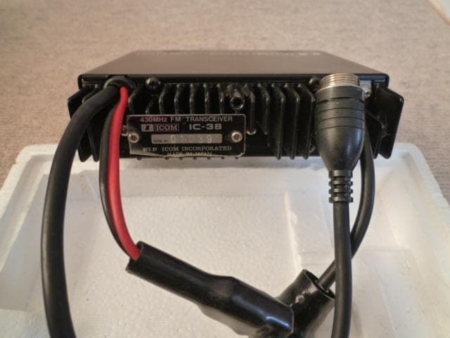 ＩＣＯＭ ＩＣ－３８ ４３０ＭＨｚ帯 トランシーバー