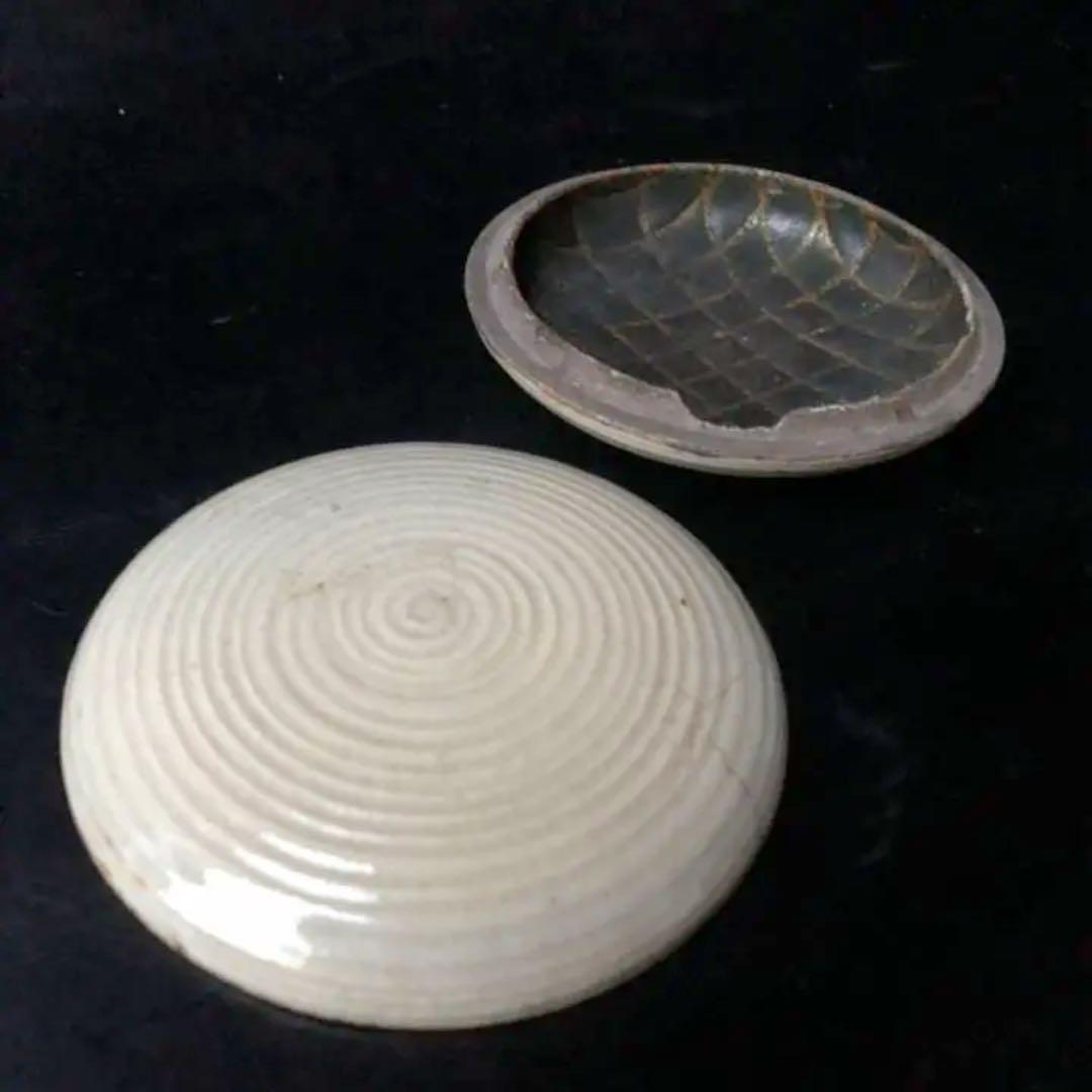 古美術品◼️謎の入れ物が蔵から出て来ました、古い陶器、香合