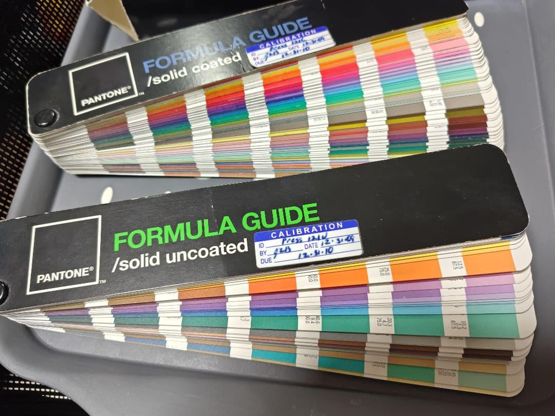 PANTONE 色見本 2008年製 中古傷あり コーテッド アンコーテッド