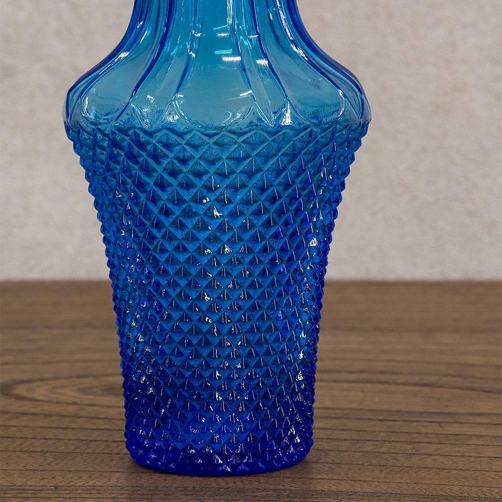 古いガラス　アンティーク　レトロ　青いガラス瓶　ダイヤモンドカット